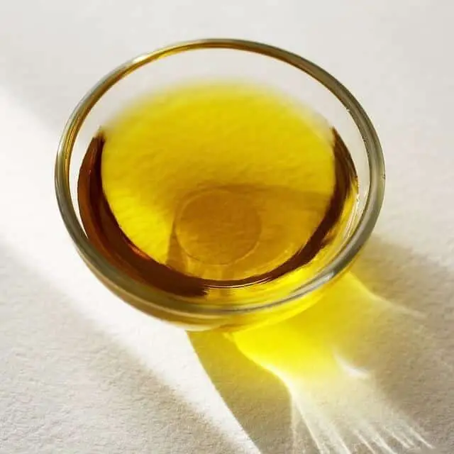 Olive Oil for Hair Growth and Strength