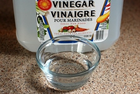 Dont Mix Bleach and Vinegar